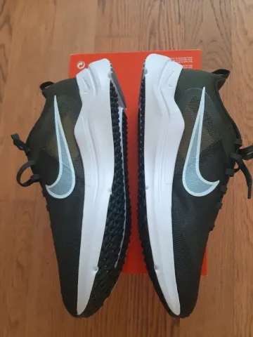 Używany Nike Running Shoes bike — zdjęcie 3 z 5