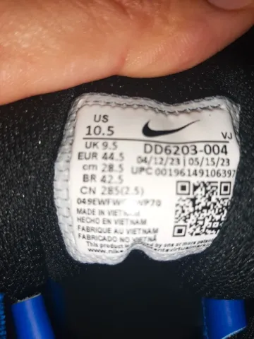 Nike Running Shoes bike usato — immagine 5 di 5