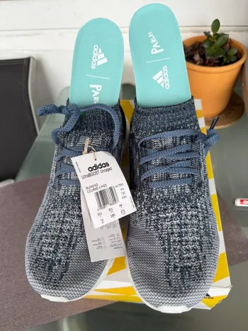 Käytetty Adidas UltraBoost Uncaged Parley bike — kuva 9 / 9