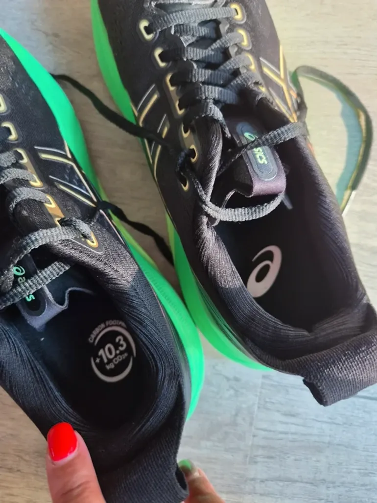 Used Asics Kayano 32 bike — image 4 of 5