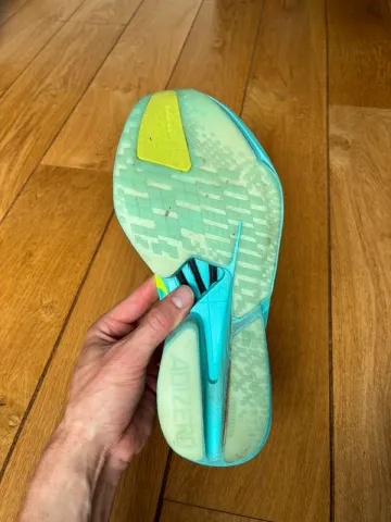 Used Adidas adizero adios pro 4 bike — image 6 of 13