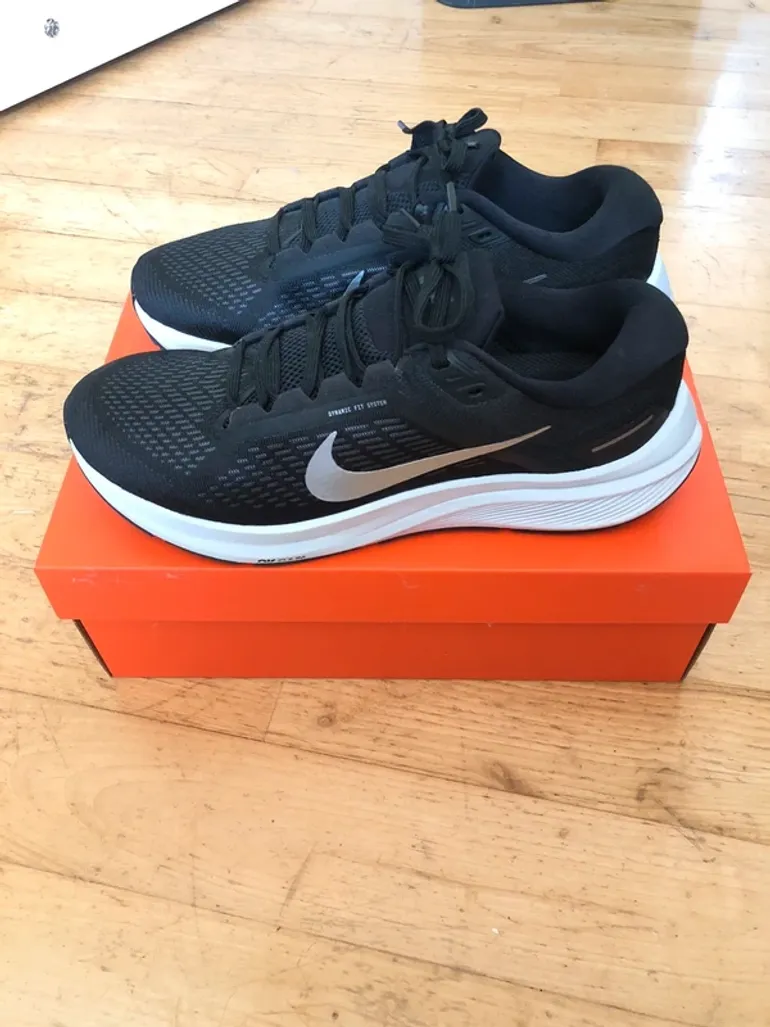 Used Nike Air Zoom Structure 24 bike — image 2 of 3