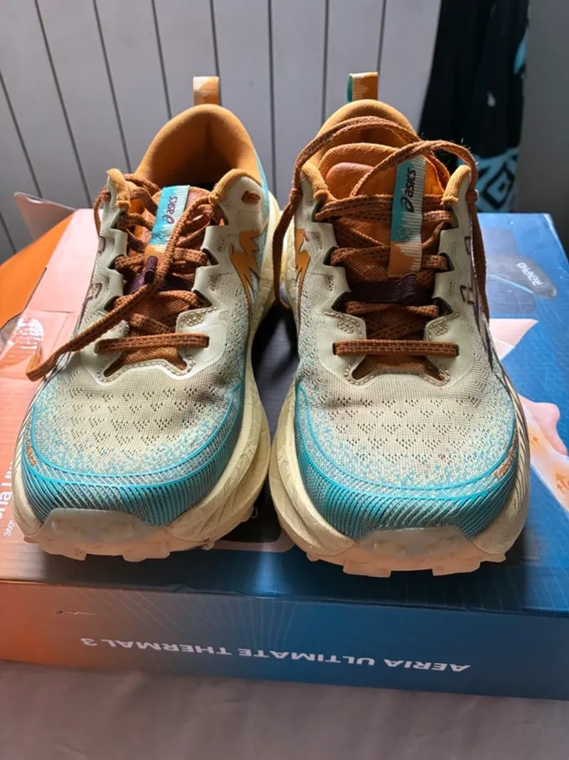Used Asics Trabuco Max 4 bike — image 1 of 5