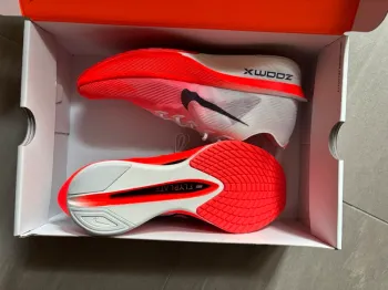 Używany Nike Vaporfly 4 bike — zdjęcie 2 z 6