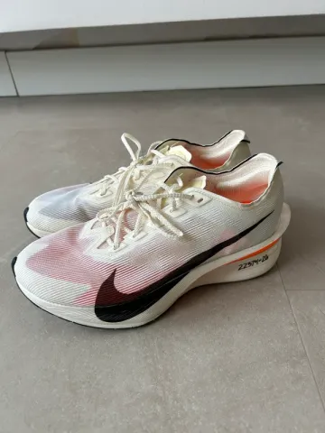 Używany Nike Vaporfly 4 Running Shoes