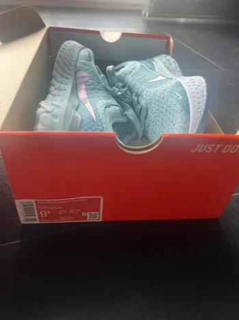 Used Nike react infinity run fk 3 bike — image 3 of 3