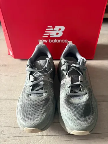 Used New Balance Hierro bike — image 2 of 7