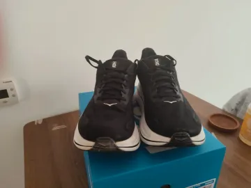 Tweedehands Hoka Clifton 10 Wide bike — afbeelding 4 van 11