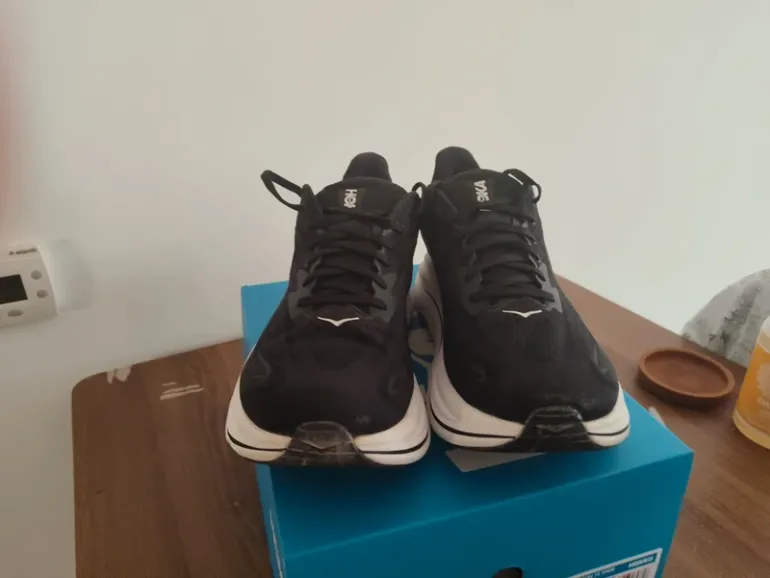 Tweedehands Hoka Clifton 10 Wide bike — afbeelding 4 van 11