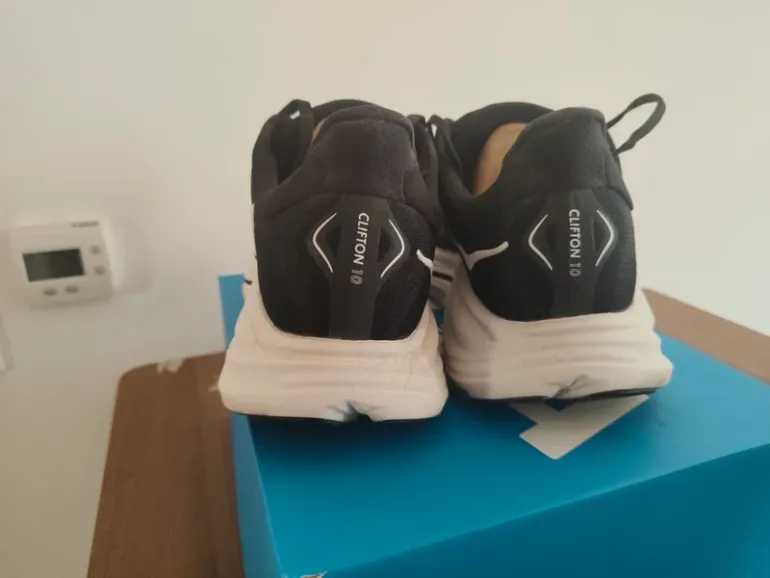 Tweedehands Hoka Clifton 10 Wide bike — afbeelding 7 van 11
