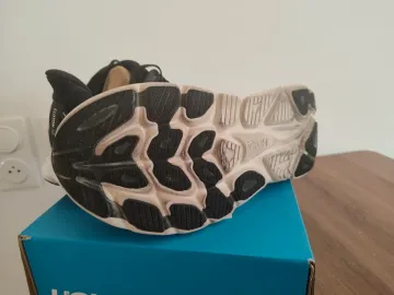Tweedehands Hoka Clifton 10 Wide bike — afbeelding 9 van 11