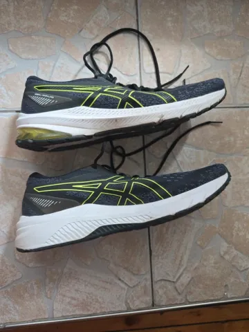 Used Asics Gel Kinjo bike — image 4 of 7