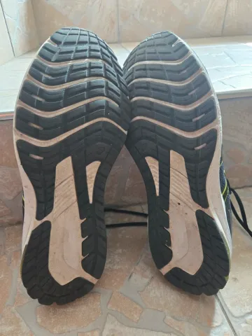 Used Asics Gel Kinjo bike — image 5 of 7