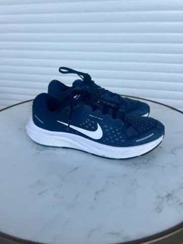 Used Nike Zoom Structure 23 bike — image 1 of 4