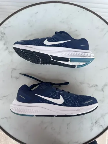 Used Nike Zoom Structure 23 bike — image 3 of 4