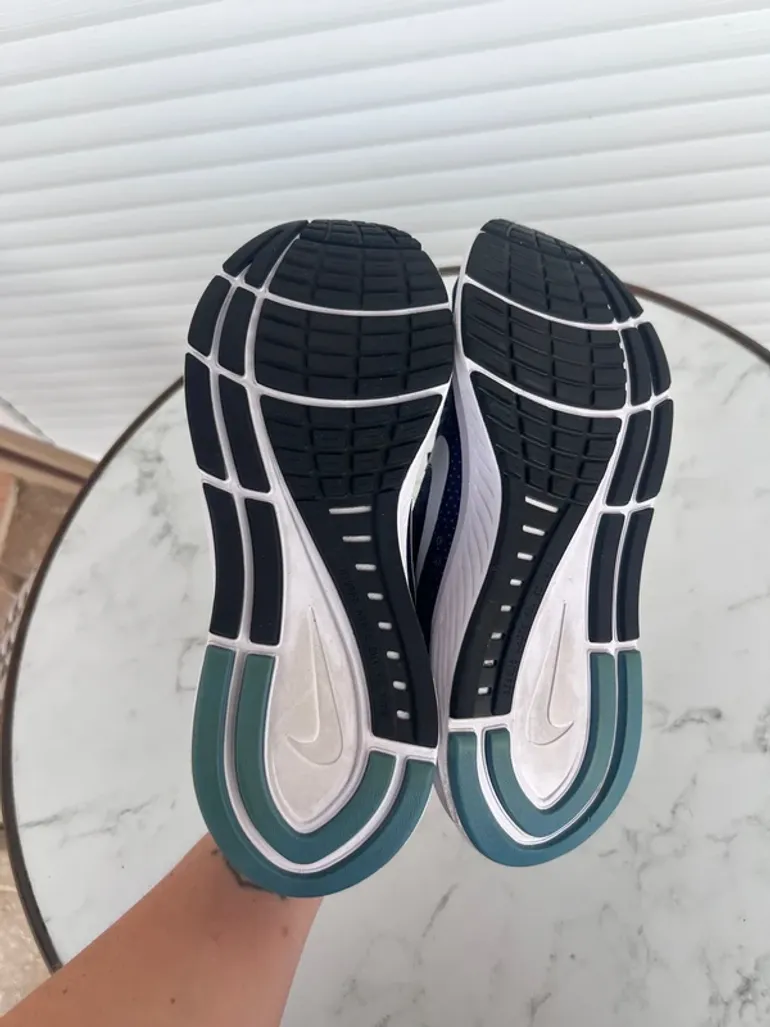 Used Nike Zoom Structure 23 bike — image 4 of 4