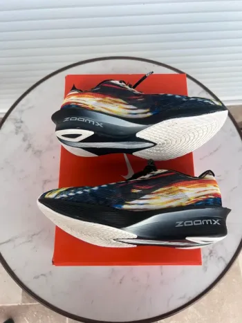 Used Nike ZoomX Vaporfly Next% 2 Ekiden bike — image 4 of 4