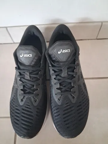 Used Asics Novablast bike — image 5 of 7