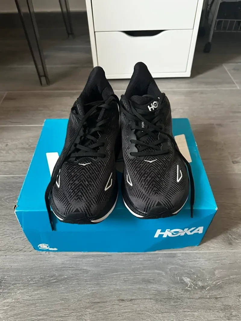 Used Scarpa Clifton 9 Running Shoes