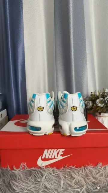 Used Nike Air Max Plus TN bike — image 7 of 7