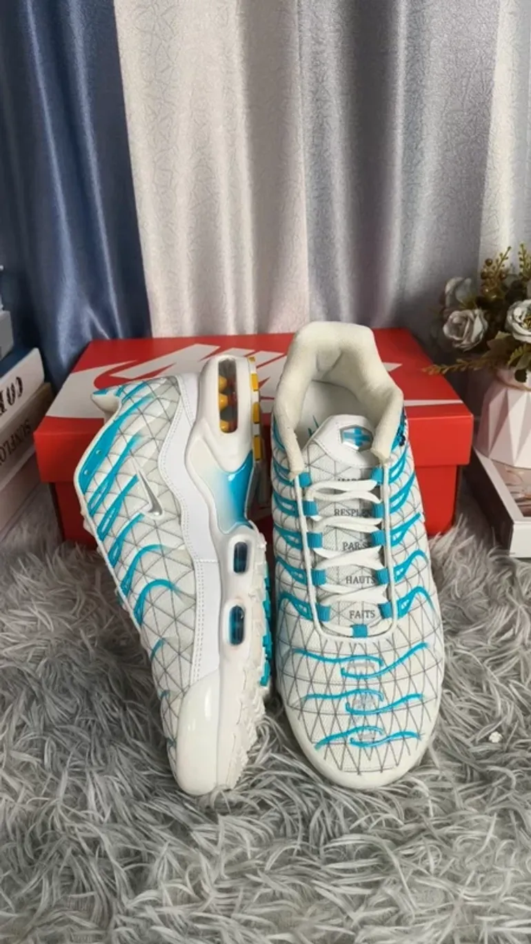 Used Nike Air Max Plus TN bike — image 3 of 7