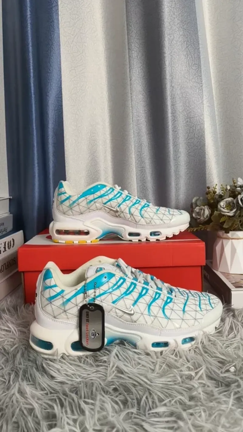 Used Nike Air Max Plus TN Running Shoes