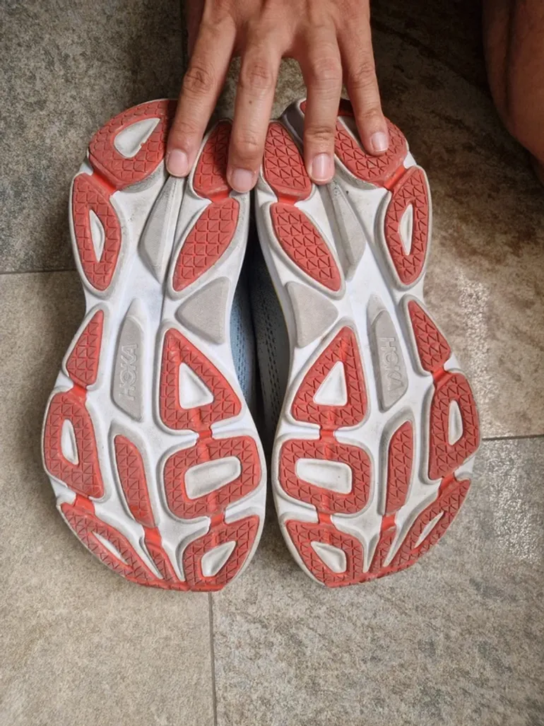 Tweedehands Hoka Bondi 8 bike — afbeelding 7 van 9