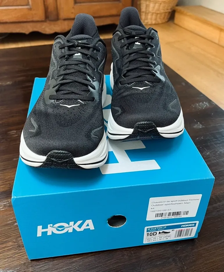 Tweedehands Hoka Clifton 10 bike — afbeelding 2 van 5
