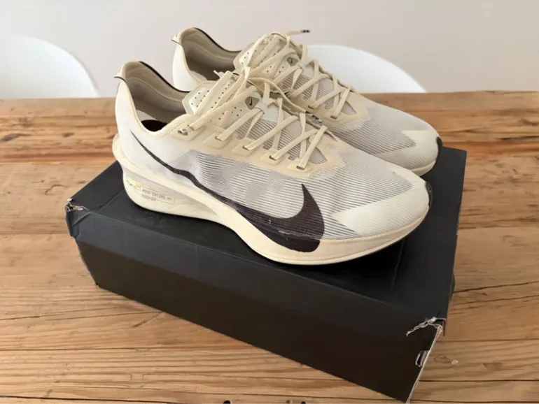 Używany Nike Vaporfly 4 JI bike — zdjęcie 2 z 9