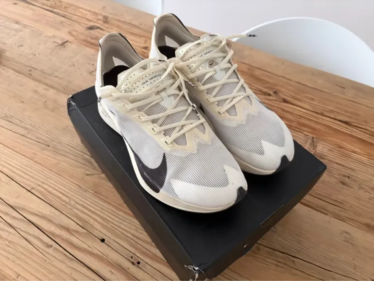 Używany Nike Vaporfly 4 JI bike — zdjęcie 4 z 9