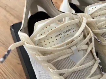 Używany Nike Vaporfly 4 JI bike — zdjęcie 3 z 9