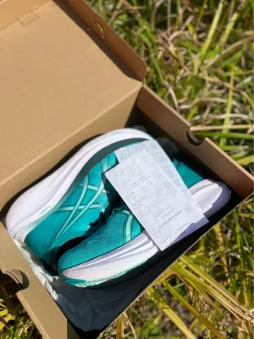 Asics GEL-NIMBUS 27 Running Shoes d'occasion