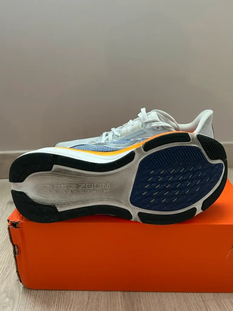 Tweedehands Nike Pegasus 42 bike — afbeelding 6 van 8