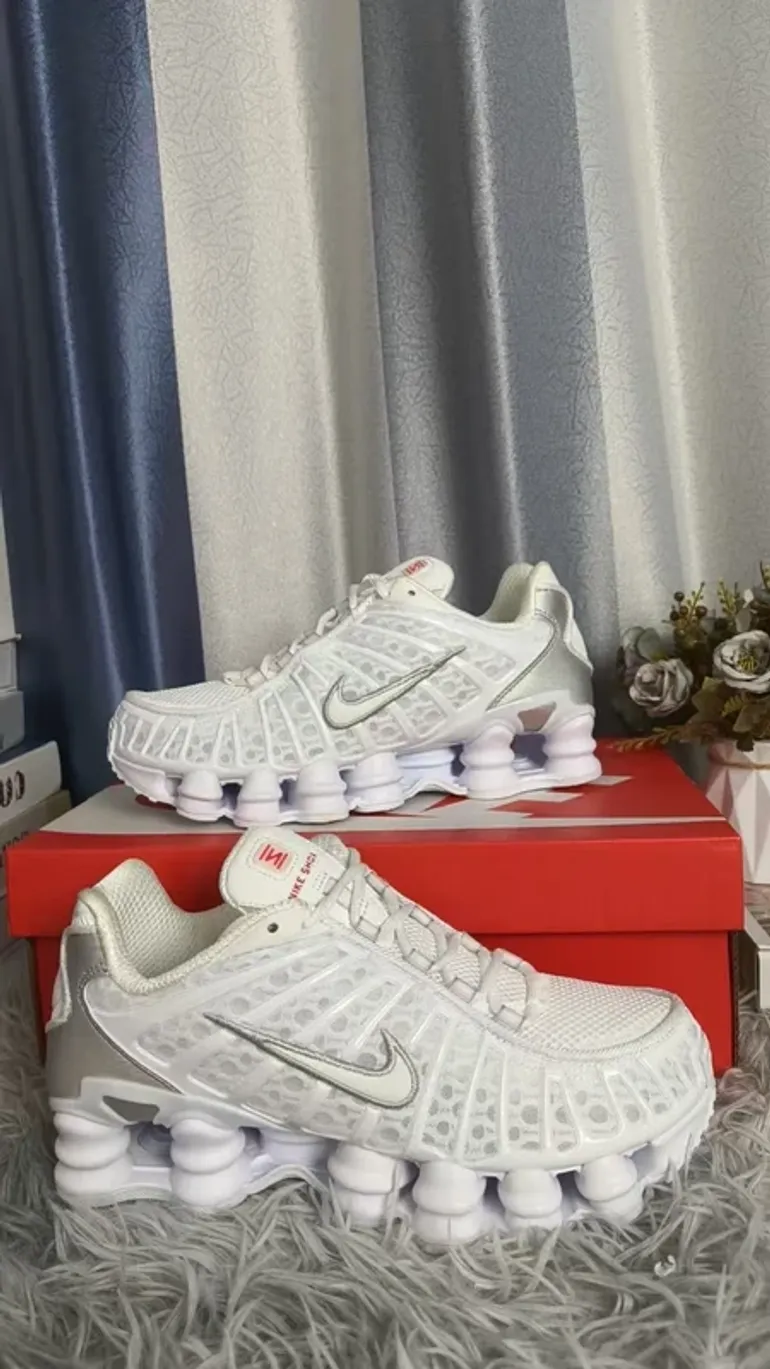 Used Nike Air Max Plus TL bike — image 6 of 9