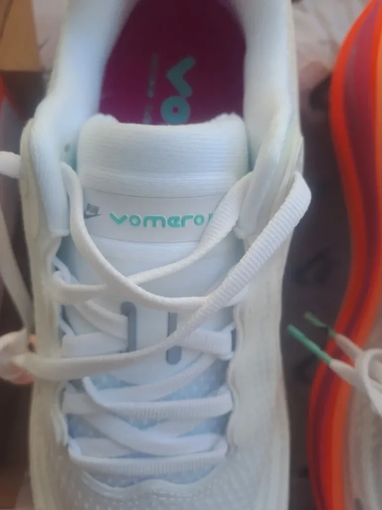 Gebrauchtes Nike Vomero Plus Run bike — Bild 4 von 10