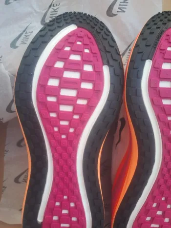 Gebrauchtes Nike Vomero Plus Run bike — Bild 10 von 10
