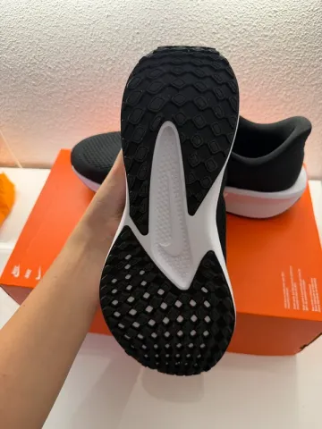 Used Nike Quest 6 bike — image 2 of 5