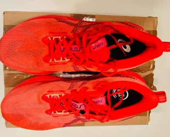 Used Asics Novablast 5 bike — image 4 of 4