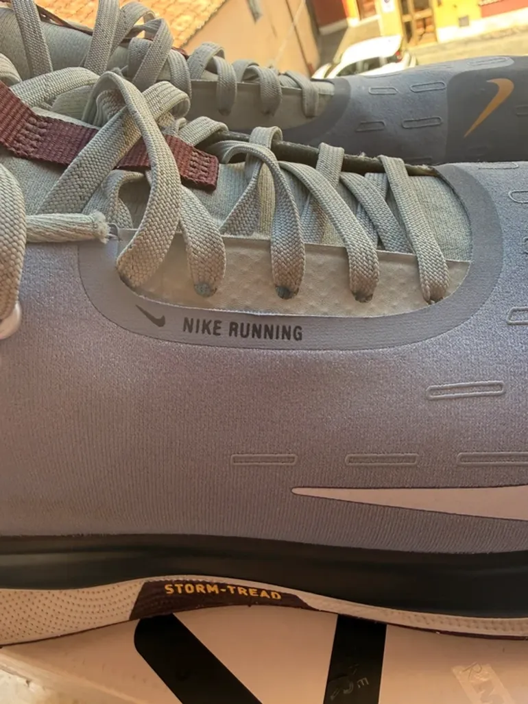 Used Nike React X Gore-Tex bike — image 14 of 15