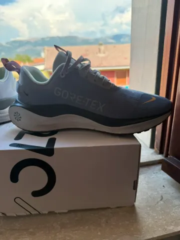 Used Nike React X Gore-Tex bike — image 7 of 15