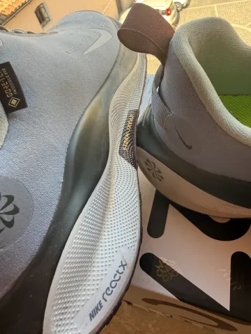 Used Nike React X Gore-Tex bike — image 9 of 15