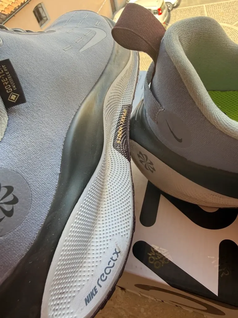 Used Nike React X Gore-Tex bike — image 9 of 15