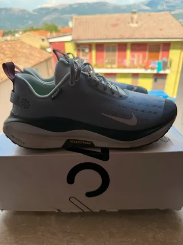 Used Nike React X Gore-Tex bike — image 2 of 15