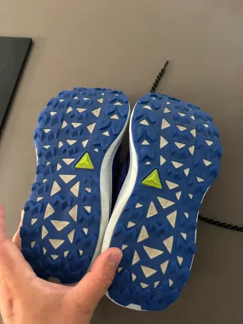 Used Asics Trabuco Max 5 bike — image 3 of 5