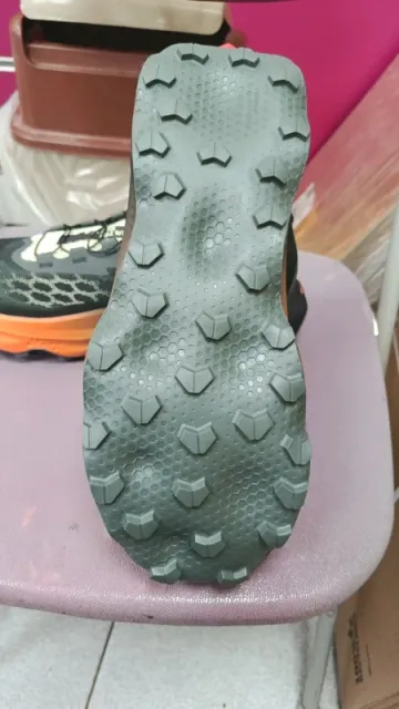 Used Salomon Running Shoes bike — image 1 of 5