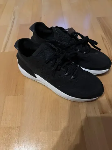 Used Adidas Avryn bike — image 1 of 9