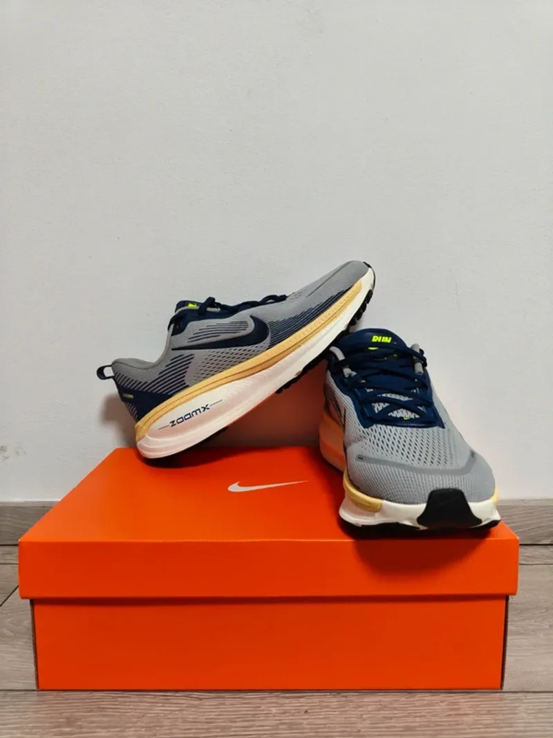 Used Ideal Vomero 18 Running Shoes