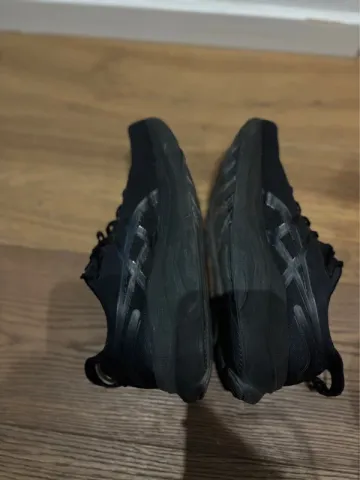 Used Asics GEL-KAYANO 32 bike — image 3 of 4
