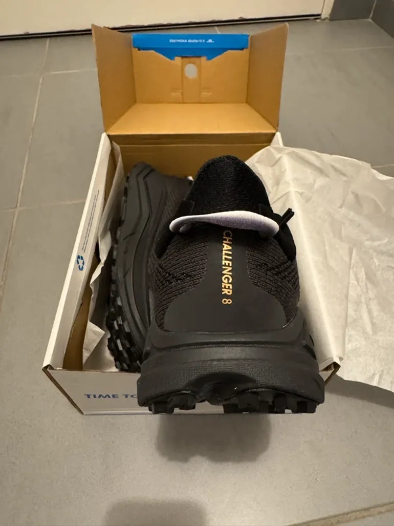 Tweedehands Hoka Challenger 8 bike — afbeelding 4 van 6
