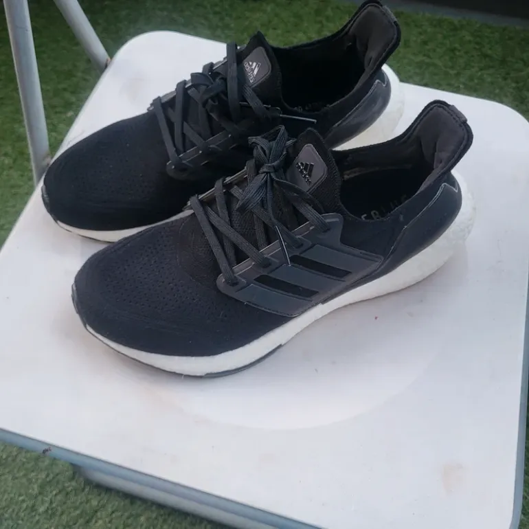 Used Adidas Ultraboost 21 bike — image 1 of 6